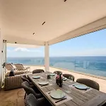 Vila Bianca Callao Salvaje